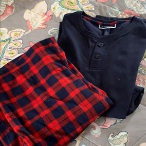 Men’s sz large fleece pajamas. Club Room, Macy’s.